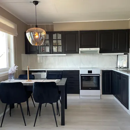 Apartment With Parking *